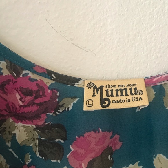 Floral Short Sleeve Blouse - Picture 3 of 4